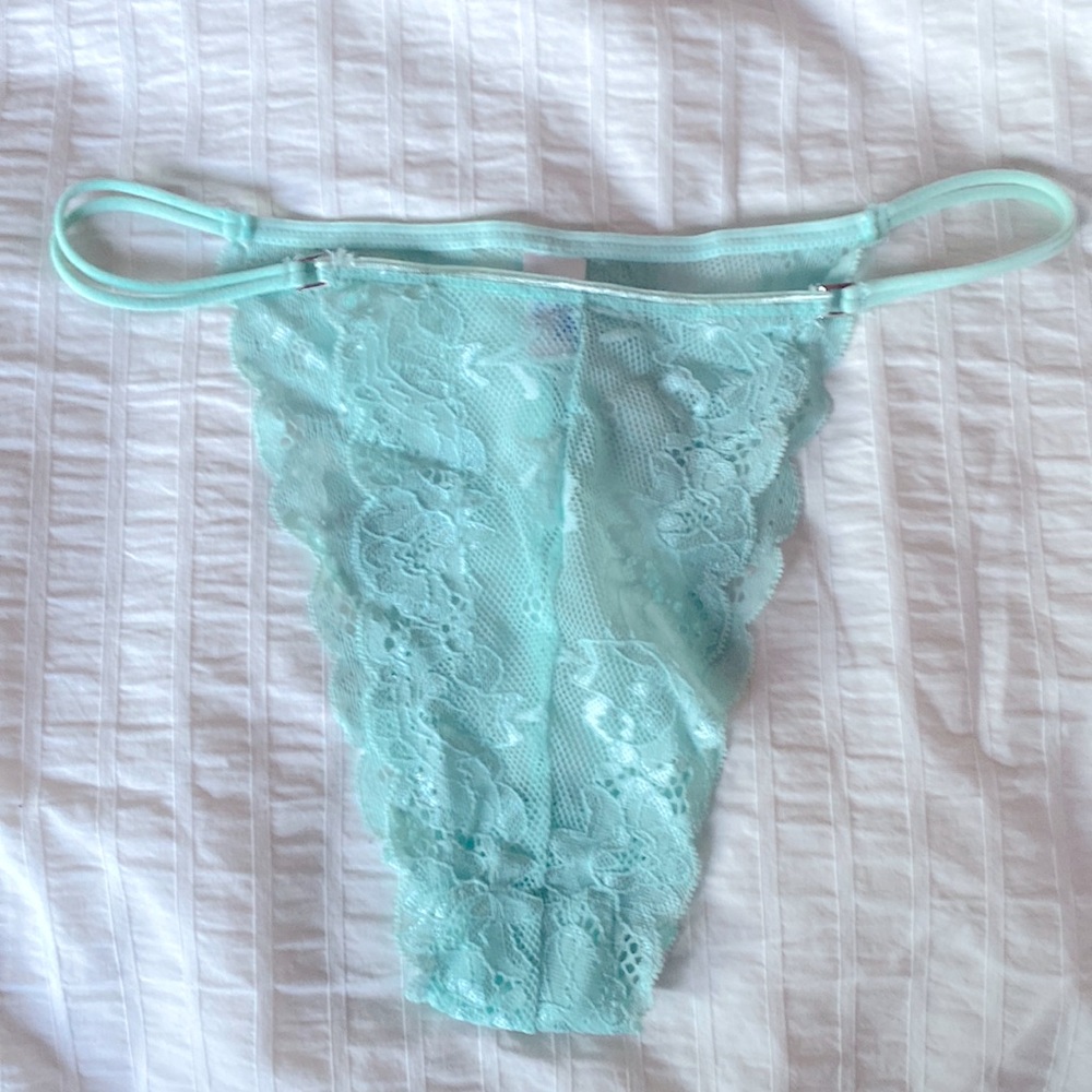 NWOT - Secret Possessions- Tanga strap lace panties - Eur 40-42 (UK 12-14)